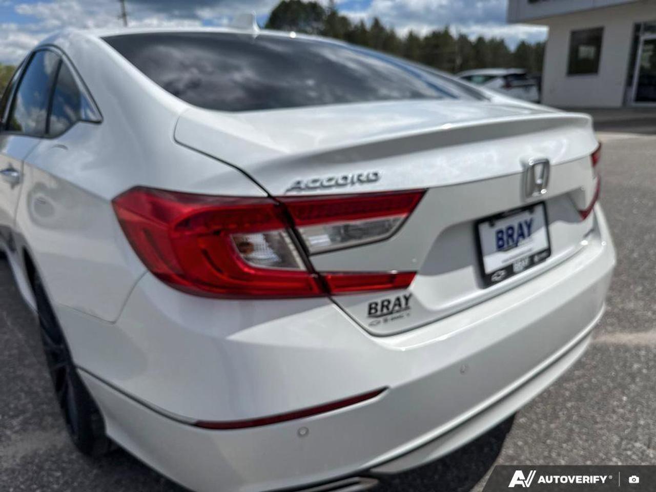 2019 Honda Accord Sedan Touring SUMMER & WINTER WHEELS AND TIRES. LOADED. Photo