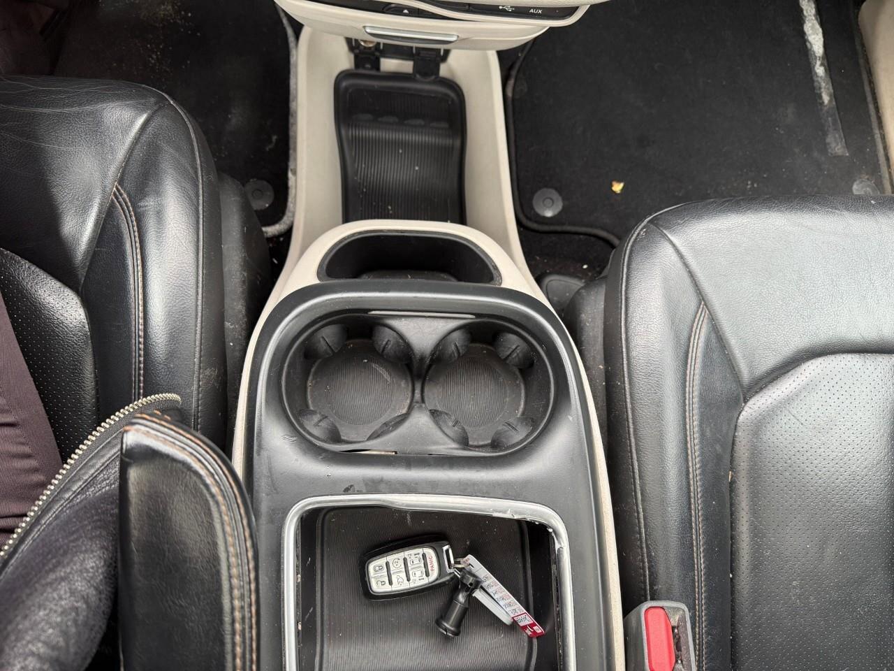 2017 Chrysler Pacifica  Photo