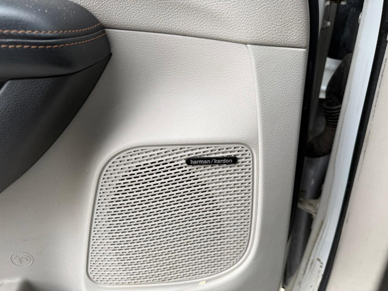 2017 Chrysler Pacifica  Photo