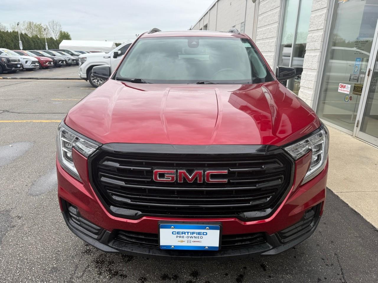 2024 GMC Terrain SLT 4dr All-Wheel Drive Photo