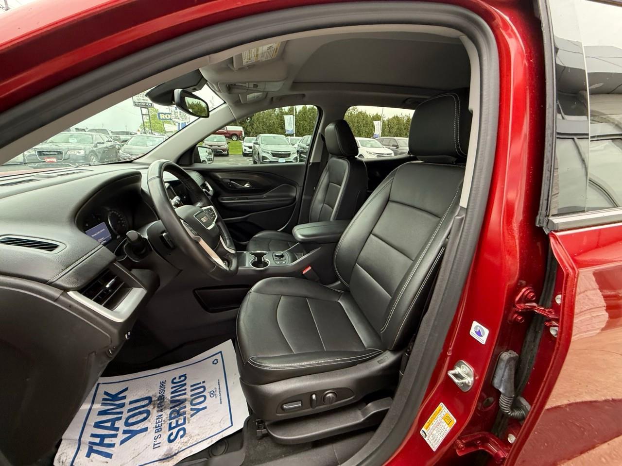 2024 GMC Terrain SLT 4dr All-Wheel Drive Photo