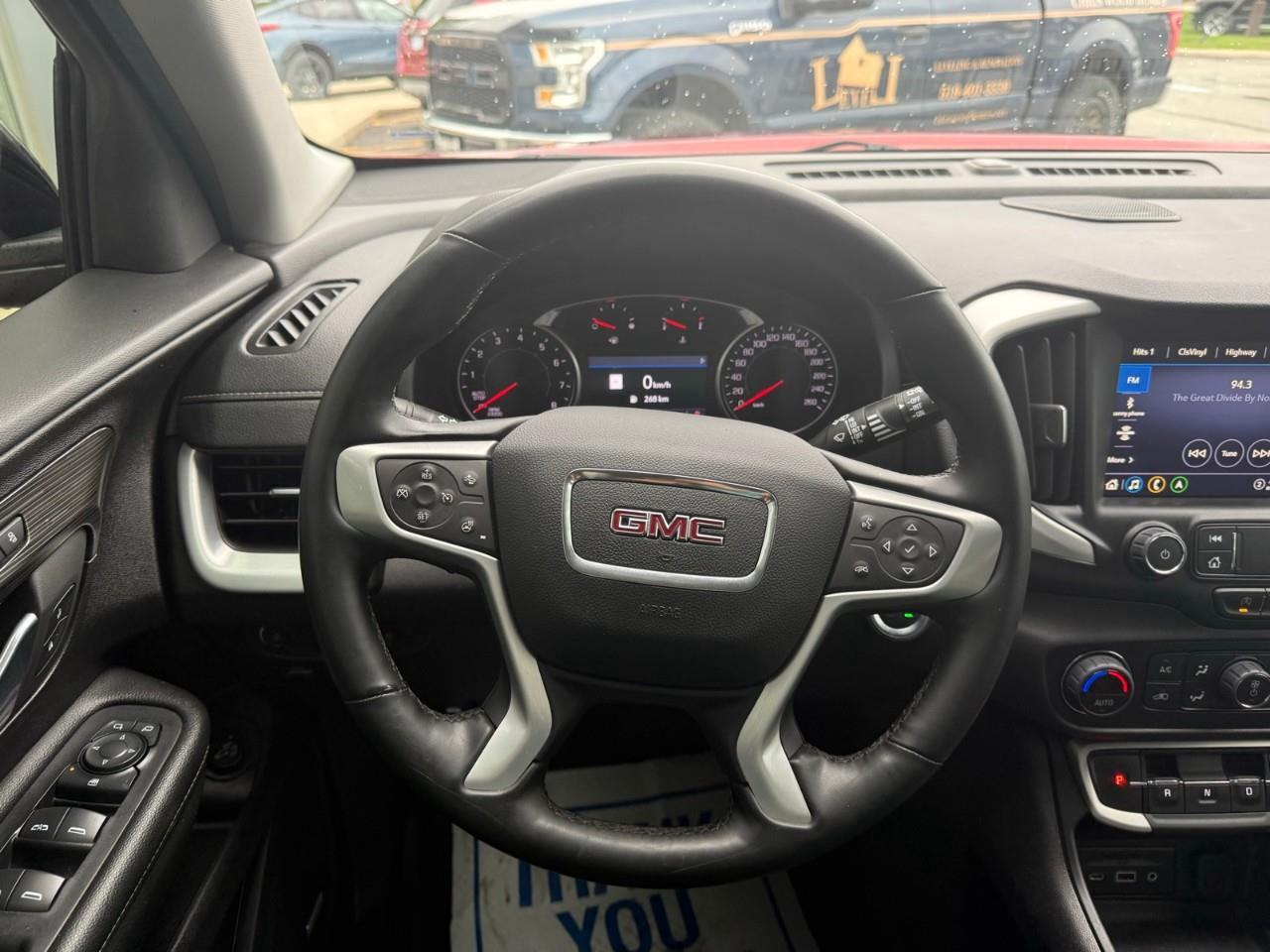 2024 GMC Terrain SLT 4dr All-Wheel Drive Photo