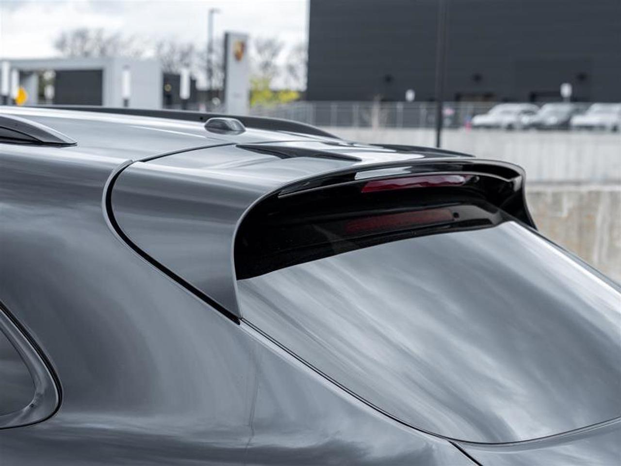 2023 Porsche Macan GTS AWD GTS Sport Pkg Burmester® High-End Surround Photo