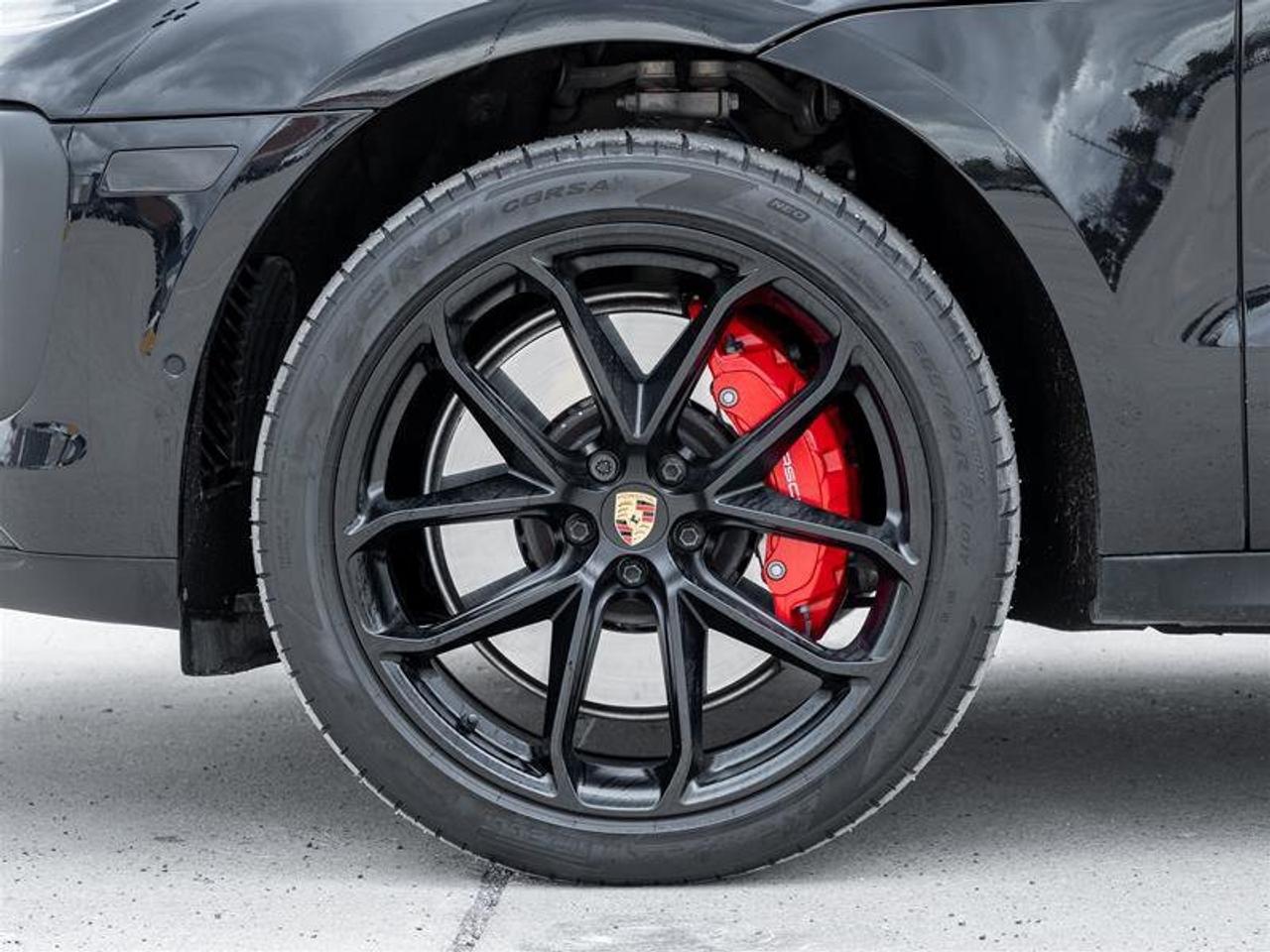 2023 Porsche Macan GTS AWD GTS Sport Pkg Burmester® High-End Surround Photo