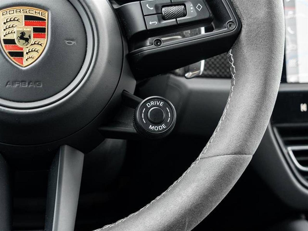 2023 Porsche Macan GTS AWD GTS Sport Pkg Burmester® High-End Surround Photo