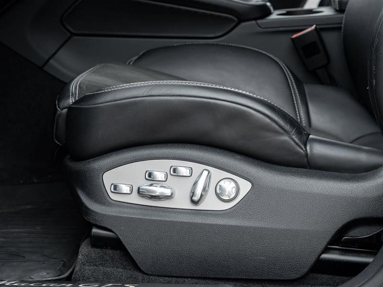 2023 Porsche Macan GTS AWD GTS Sport Pkg Burmester® High-End Surround Photo