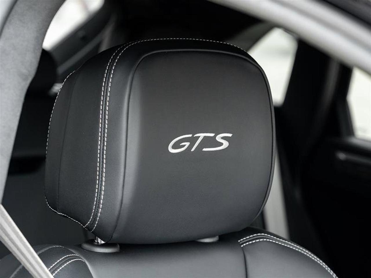 2023 Porsche Macan GTS AWD GTS Sport Pkg Burmester® High-End Surround Photo