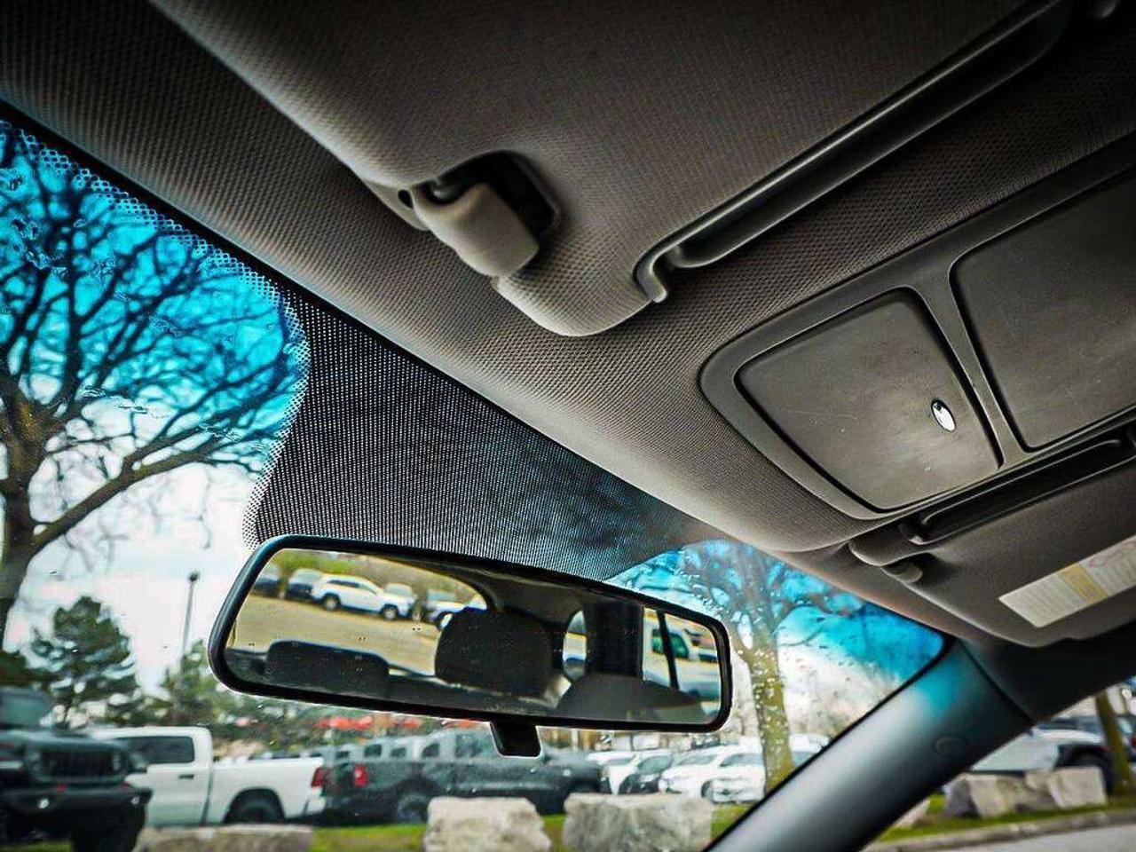 2012 Hyundai Santa Fe  Photo