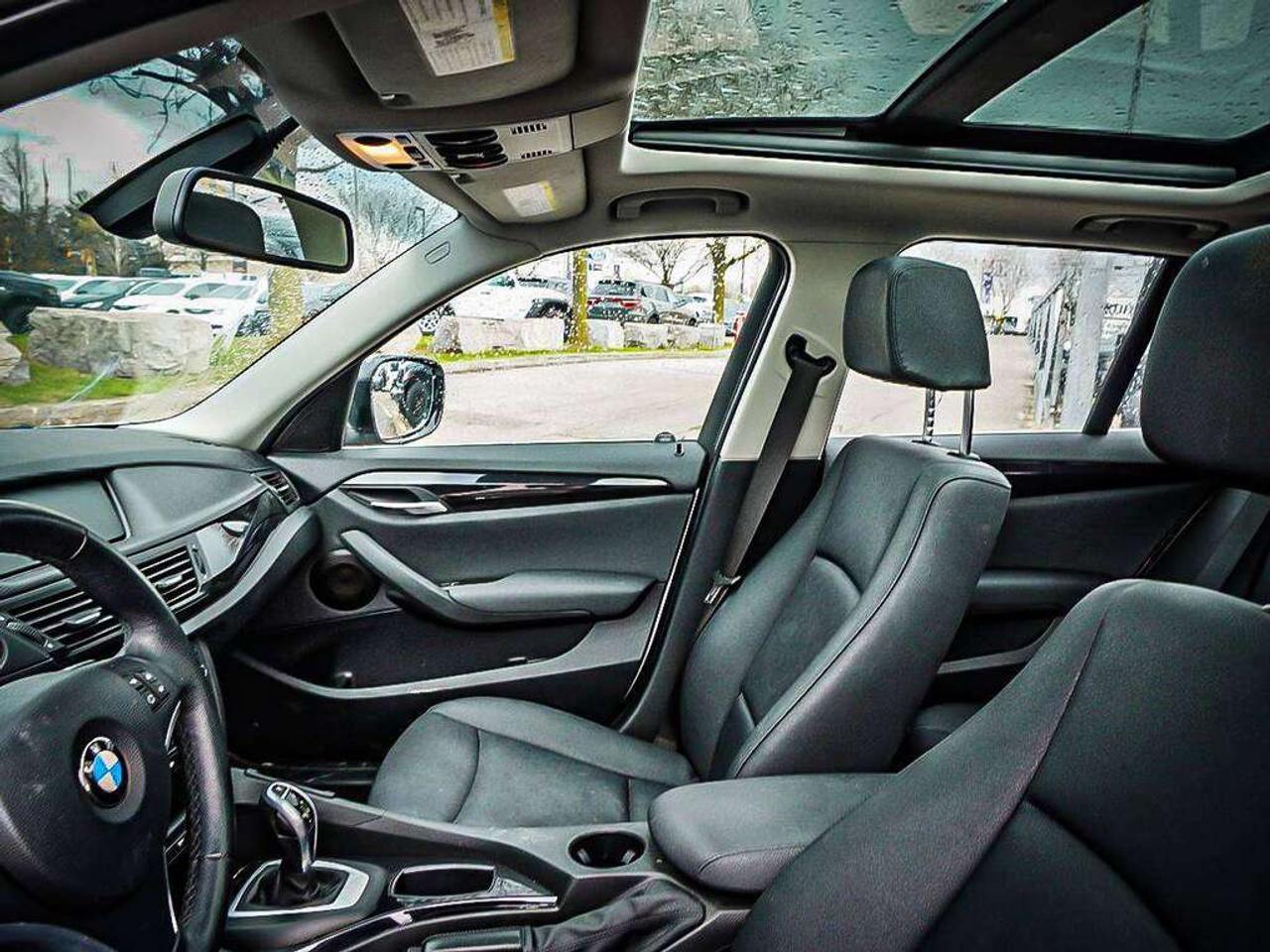 2012 BMW X1  Photo