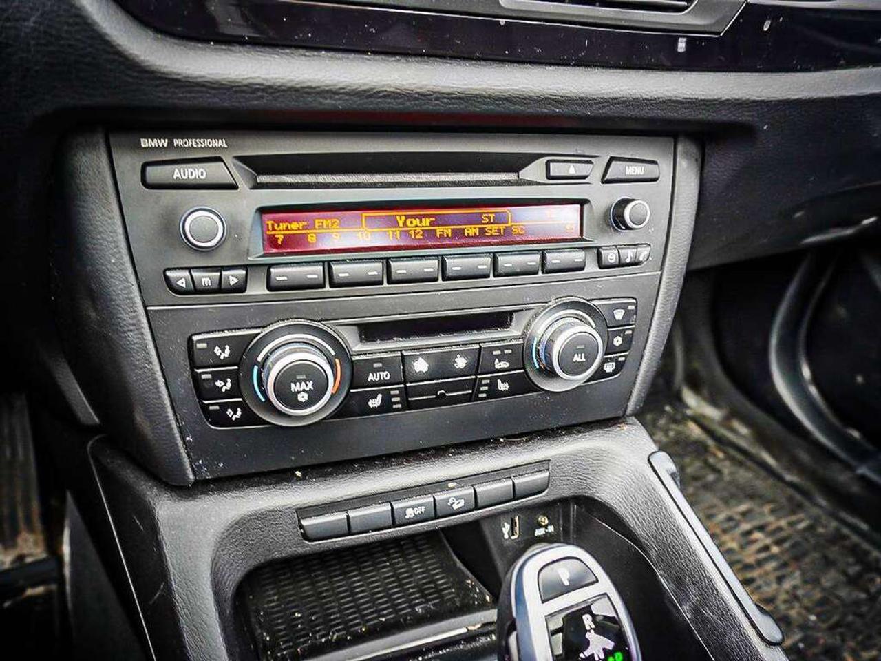 2012 BMW X1  Photo