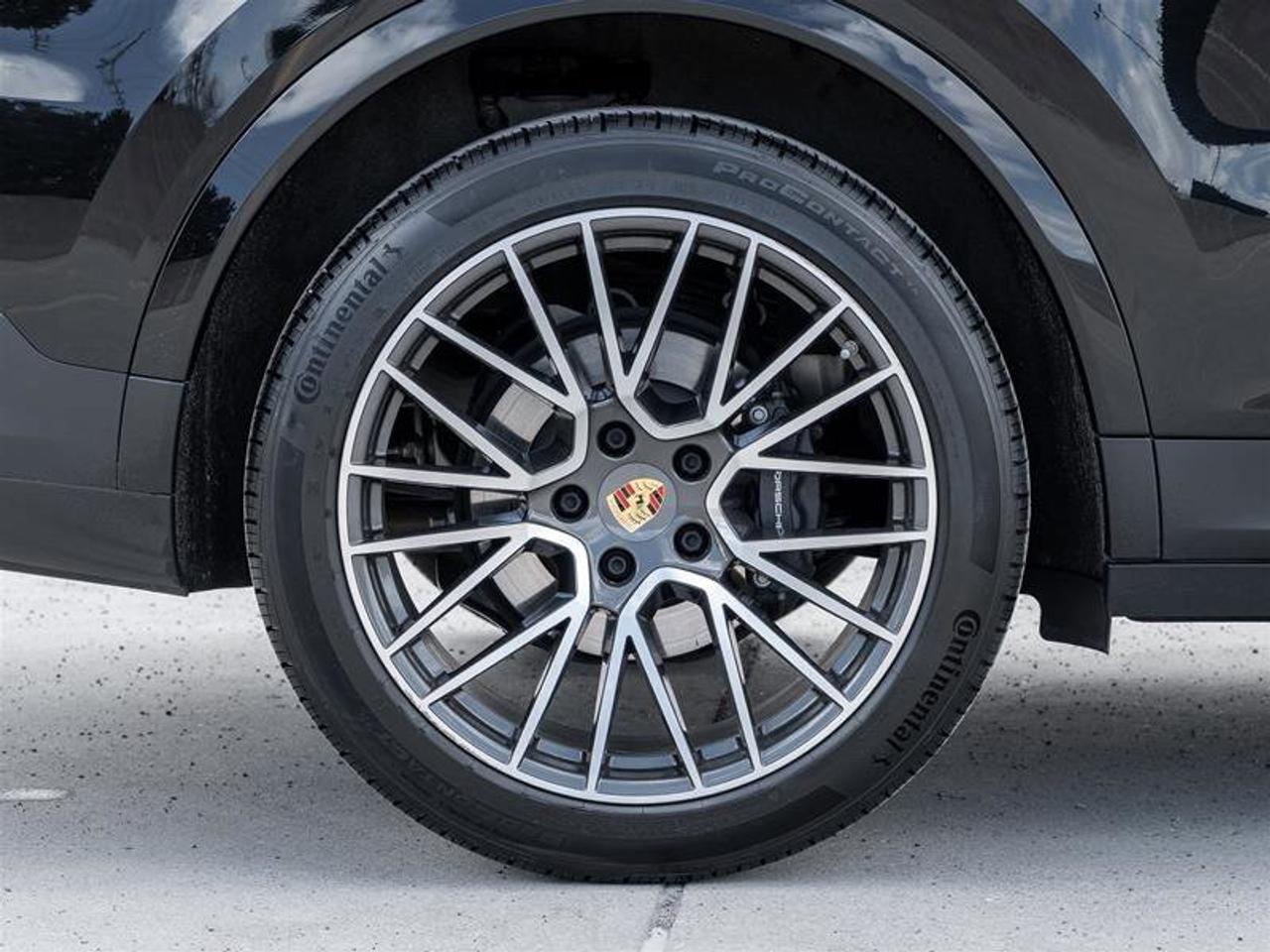 2022 Porsche Cayenne Coupe AWD Premium Pkg Plus Sport Exhaust System in Photo