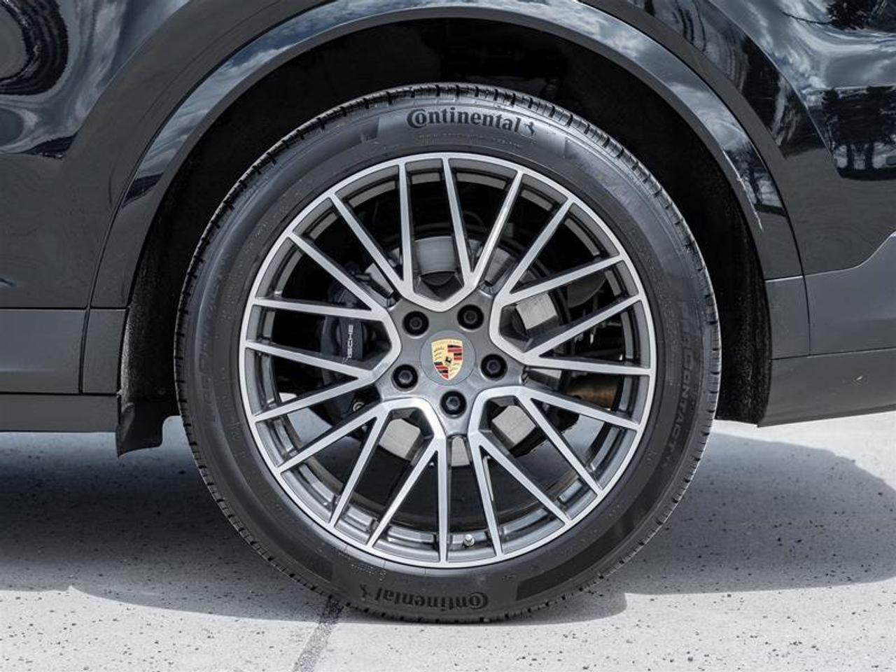 2022 Porsche Cayenne Coupe AWD Premium Pkg Plus Sport Exhaust System in Photo