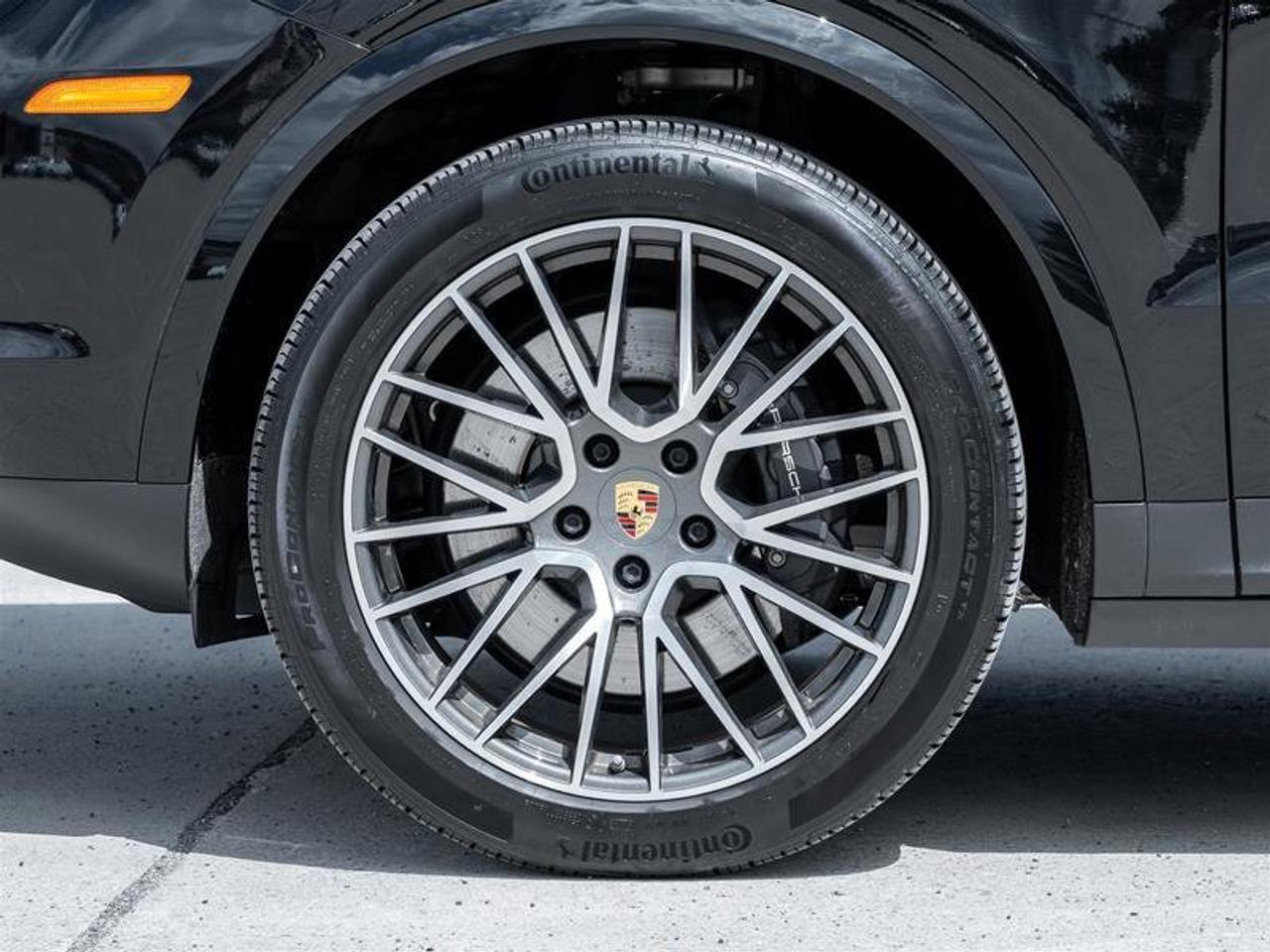 2022 Porsche Cayenne Coupe AWD Premium Pkg Plus Sport Exhaust System in Photo
