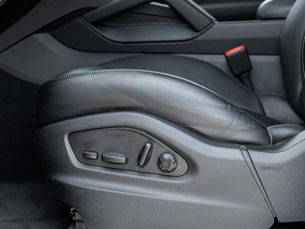 2022 Porsche Cayenne Coupe AWD Premium Pkg Plus Sport Exhaust System in Photo