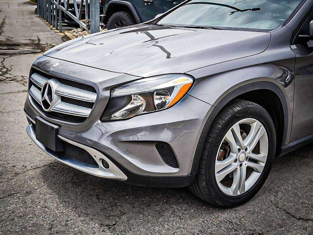 2017 Mercedes-Benz GLA  Photo