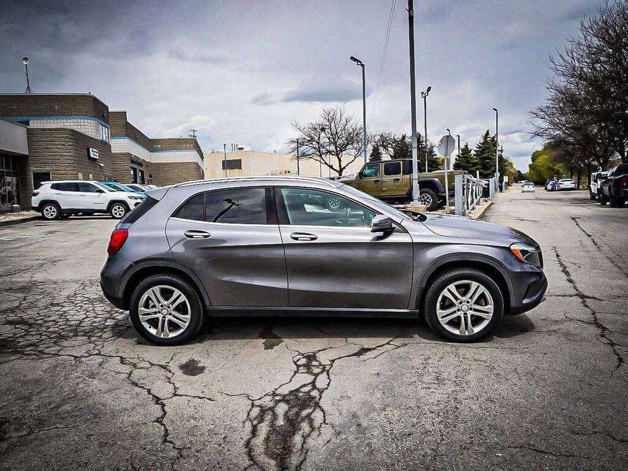 2017 Mercedes-Benz GLA  Photo