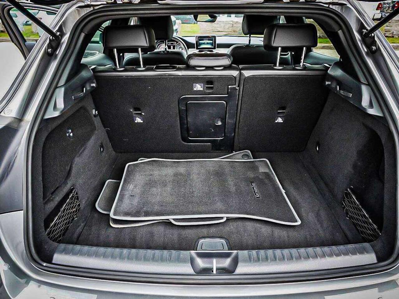 2017 Mercedes-Benz GLA  Photo