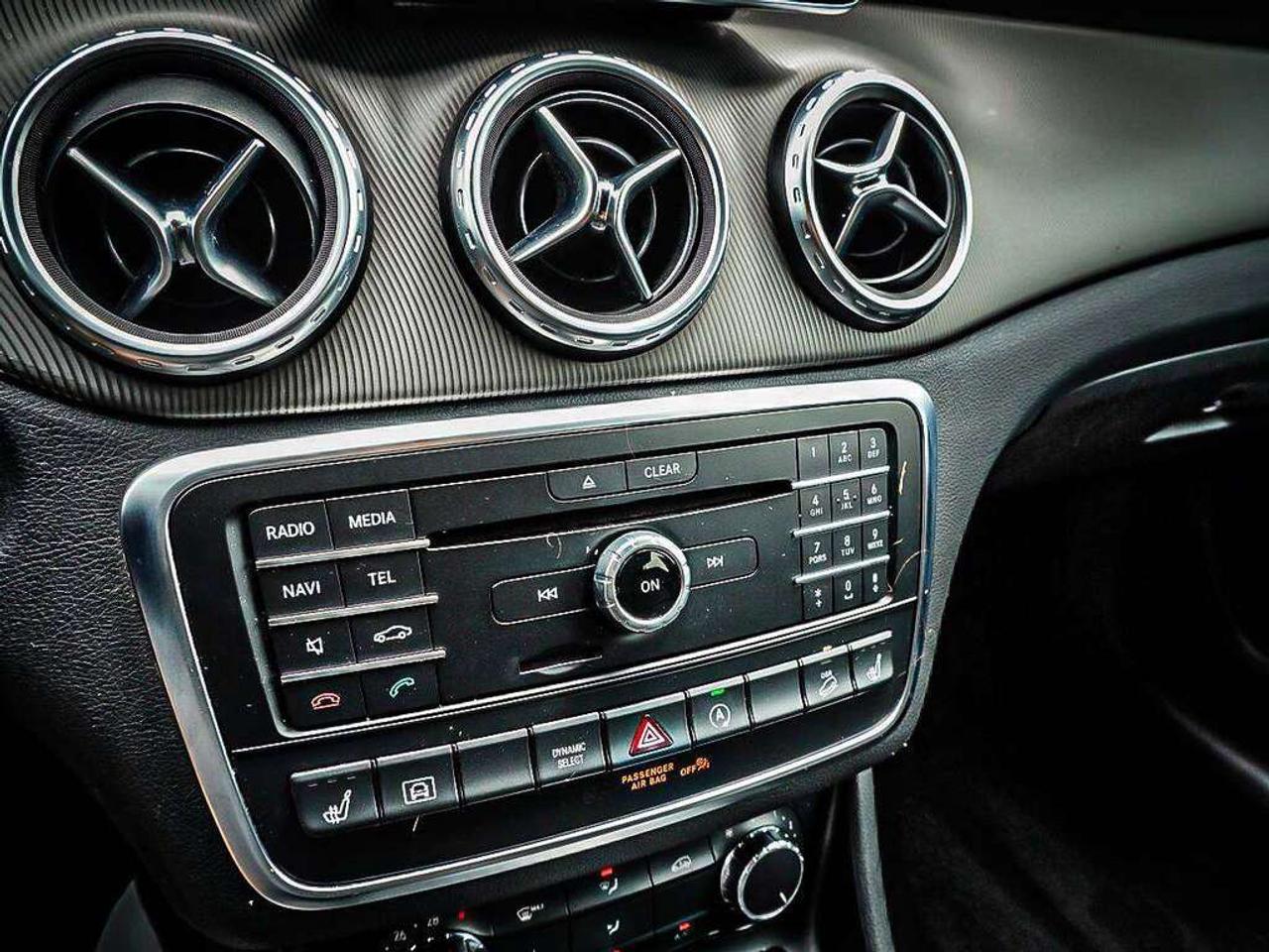 2017 Mercedes-Benz GLA  Photo