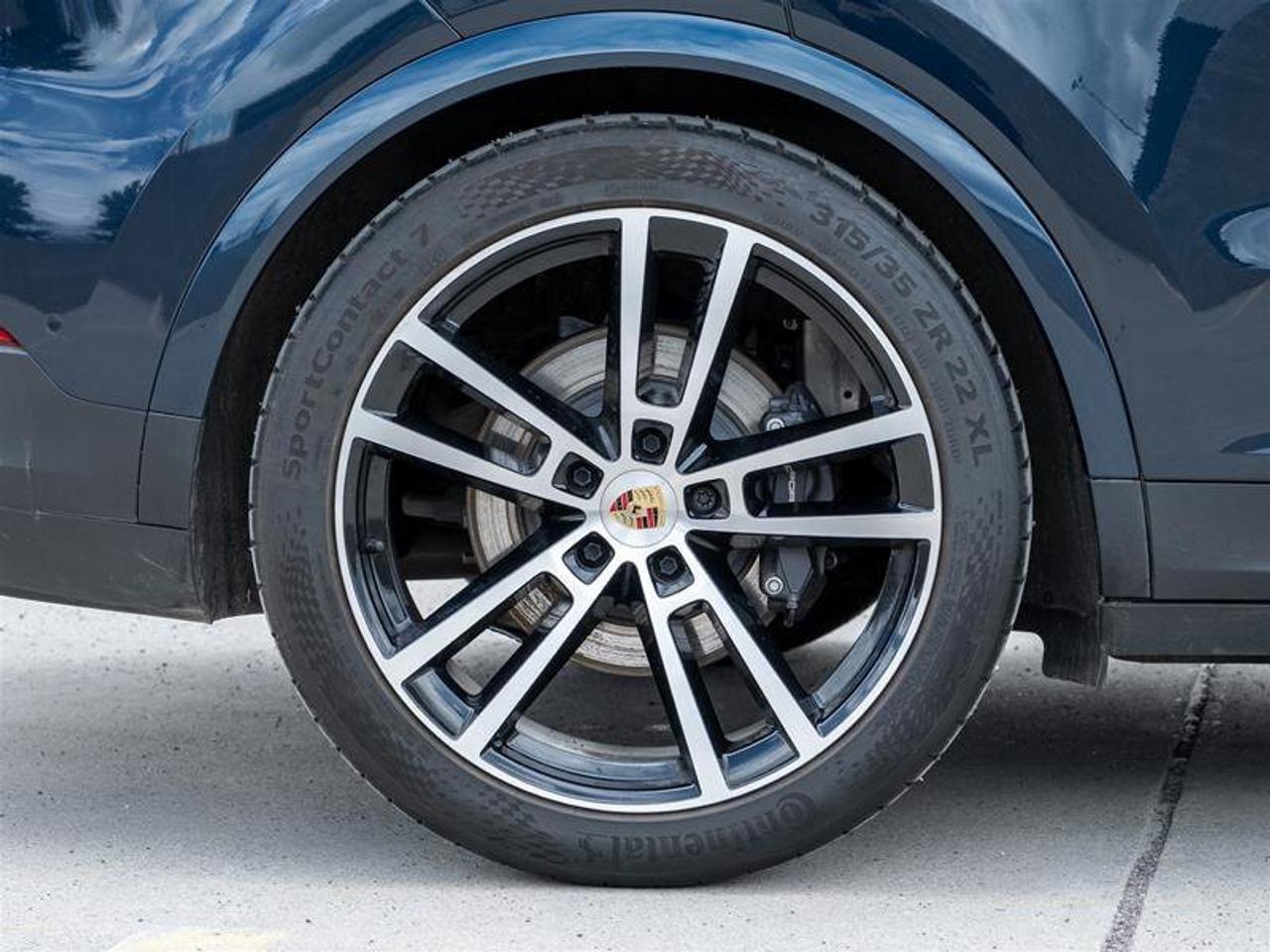 2024 Porsche Cayenne AWD Existing Warranty Valid Until May 2030 Premium Photo