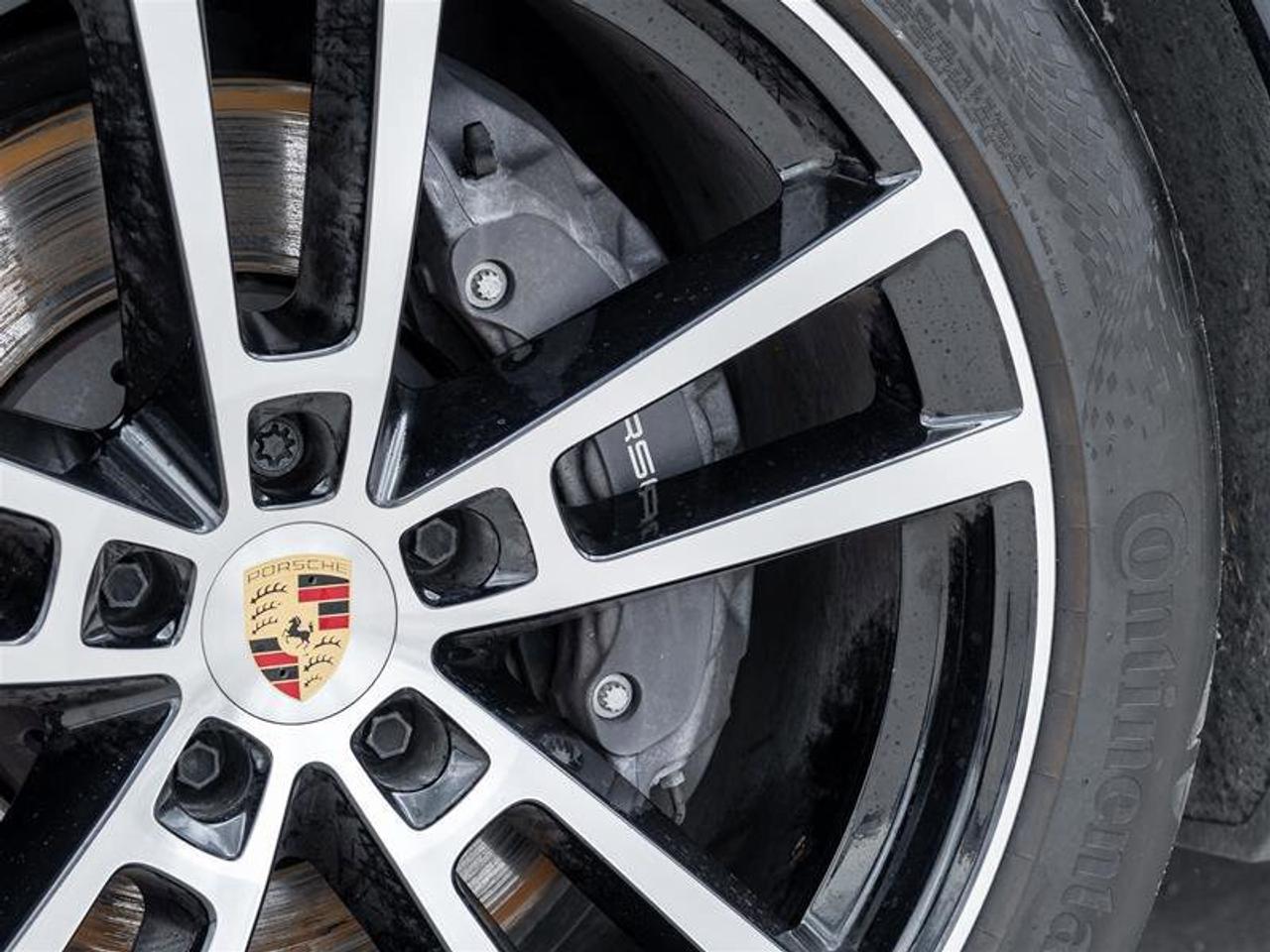 2024 Porsche Cayenne AWD Existing Warranty Valid Until May 2030 Premium Photo