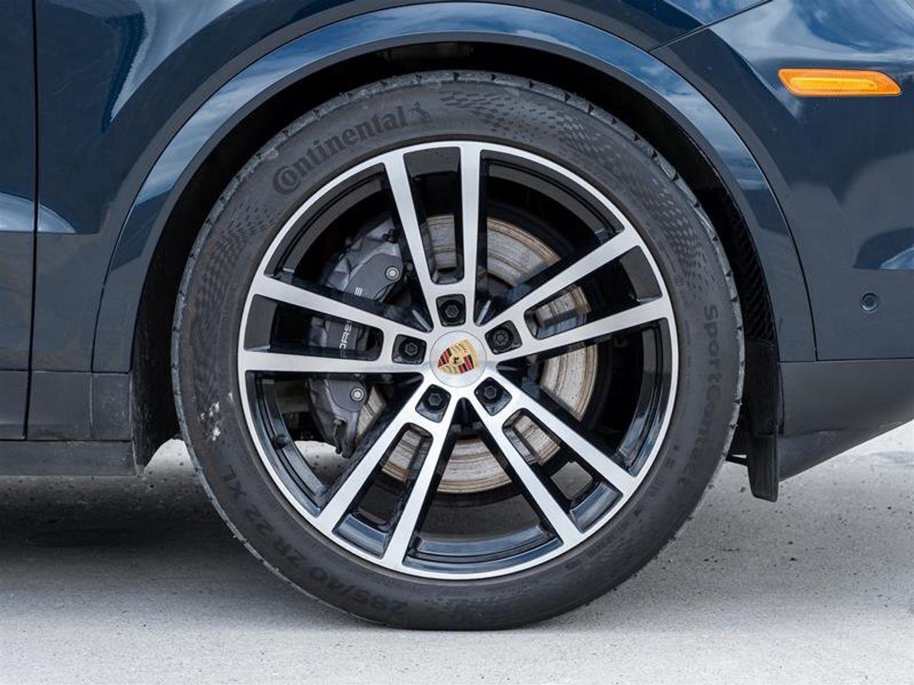 2024 Porsche Cayenne AWD Existing Warranty Valid Until May 2030 Premium Photo