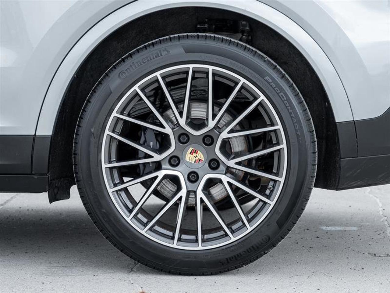 2021 Porsche Cayenne AWD Existing Warranty Until May 2026 Premium Plus Photo