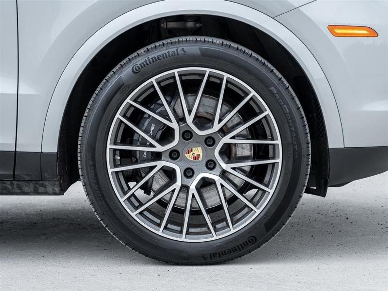 2021 Porsche Cayenne AWD Existing Warranty Until May 2026 Premium Plus Photo