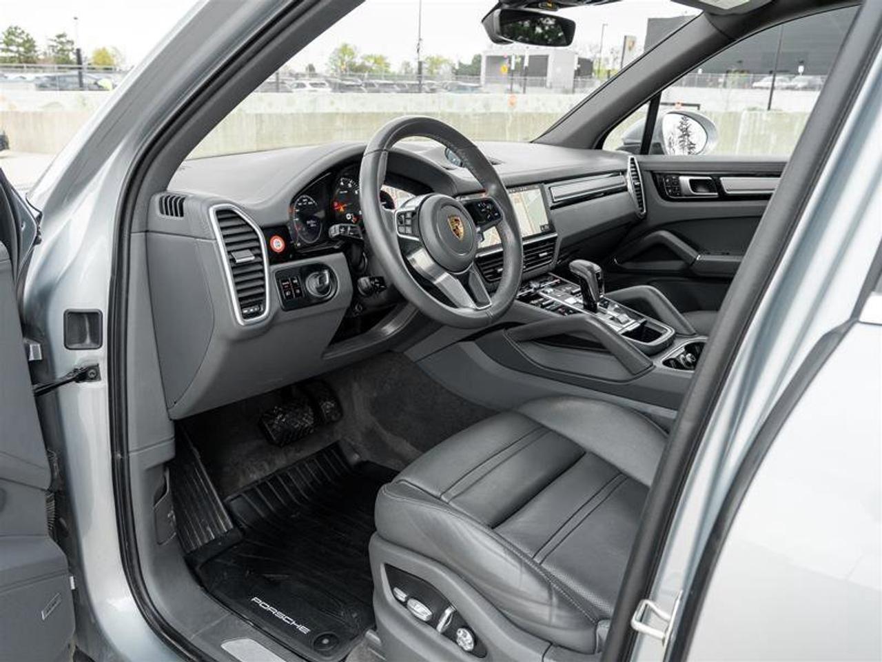 2021 Porsche Cayenne AWD Existing Warranty Until May 2026 Premium Plus Photo