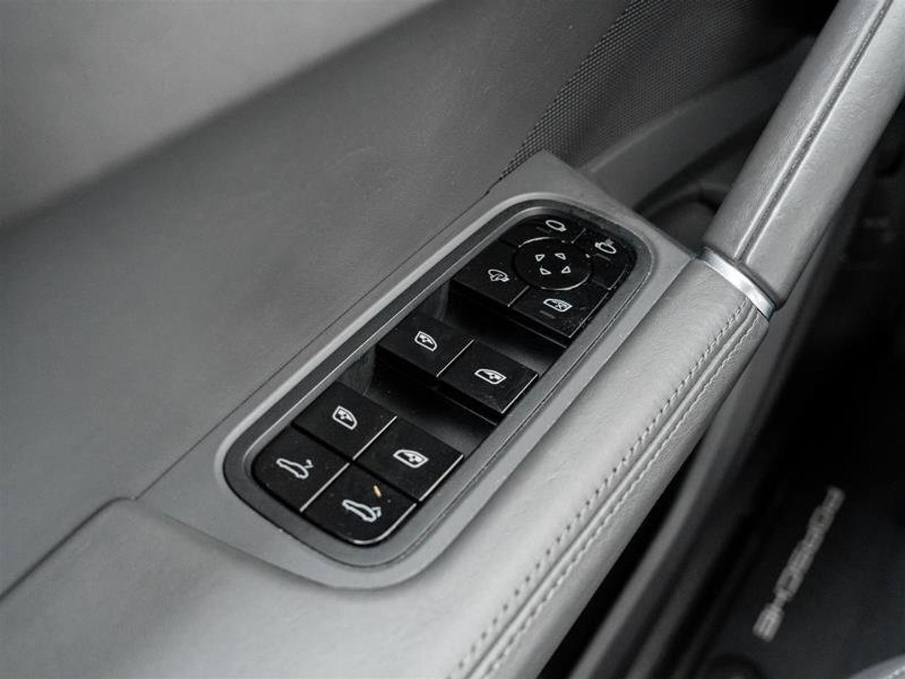 2021 Porsche Cayenne AWD Existing Warranty Until May 2026 Premium Plus Photo