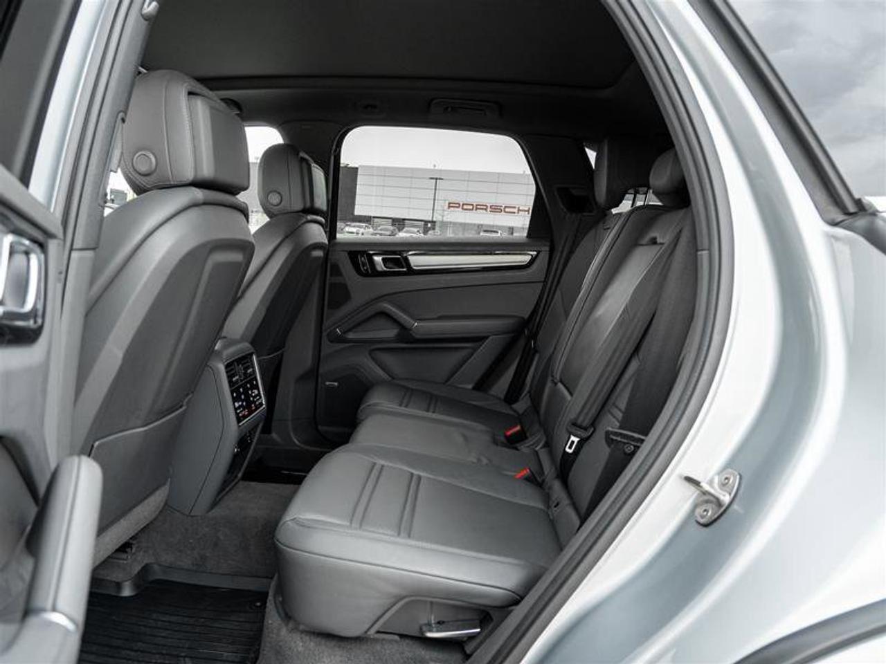 2021 Porsche Cayenne AWD Existing Warranty Until May 2026 Premium Plus Photo