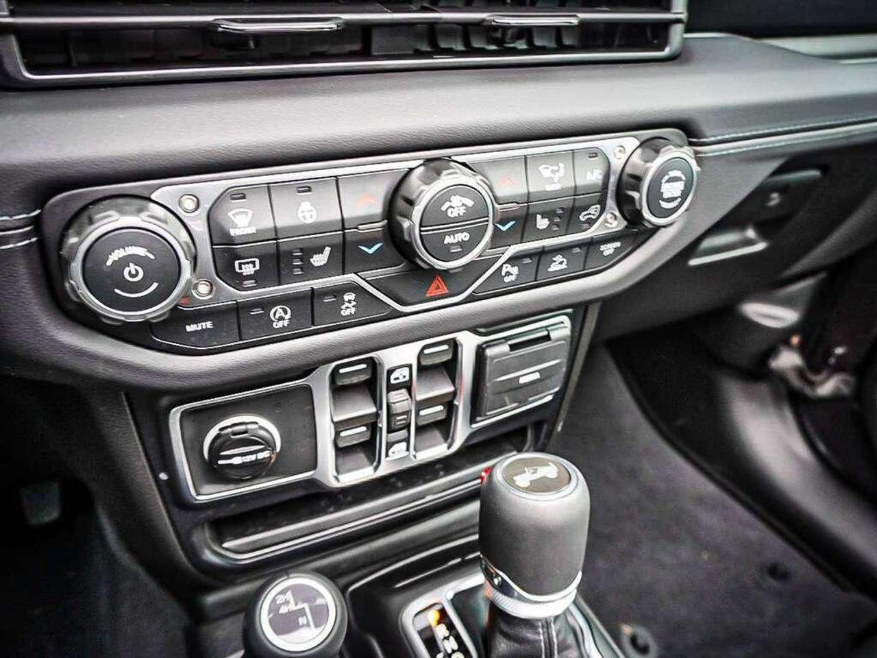 2026 Jeep Wrangler  Photo