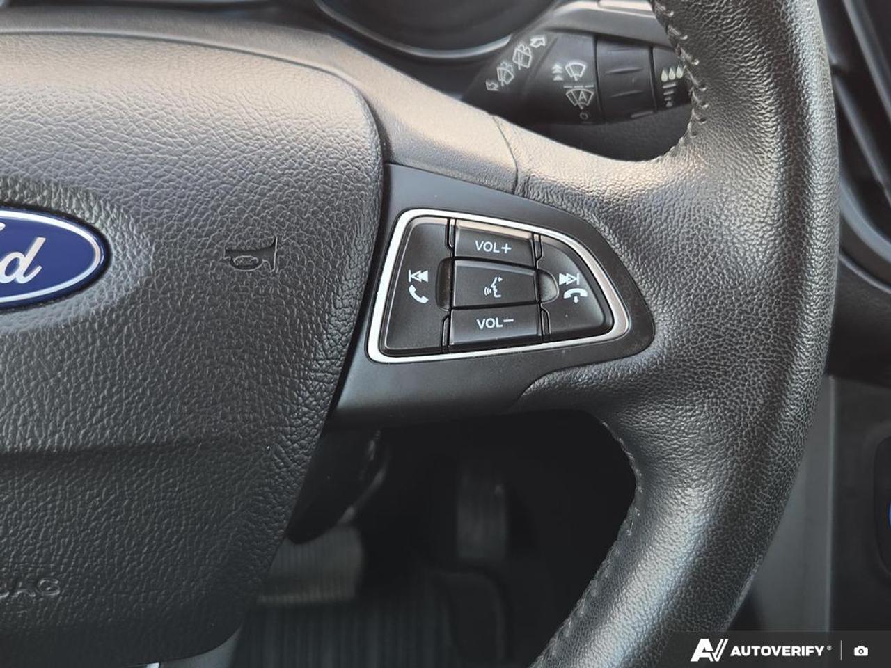 2019 Ford Escape SEL HEATED SEATS   SMART DEVICE INTEGRATION   KEYL Photo