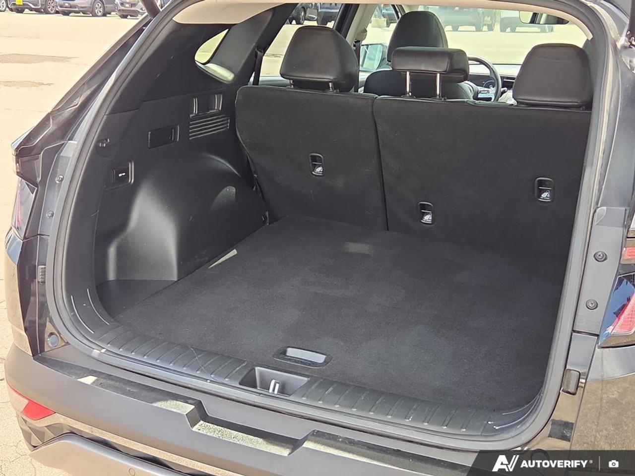 2023 Hyundai Tucson Hybrid Ultimate LEATHER   SUNROOF   NAVIGATION   COOLED S Photo