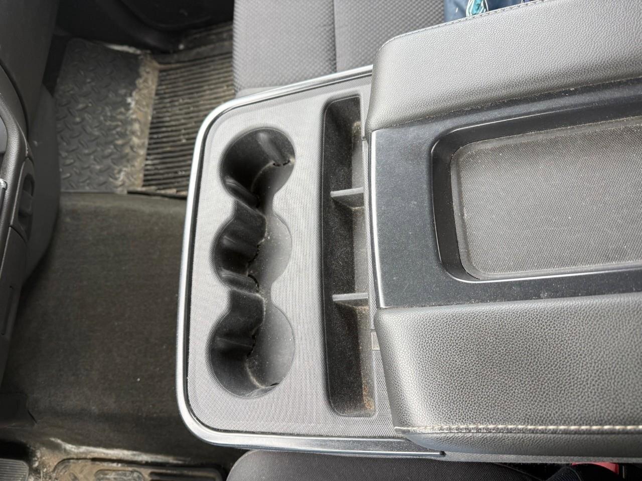 2017 GMC Sierra 1500 SLE RUNNING BOARDS. ALL WEATHER MATS. TRAILERING P Photo