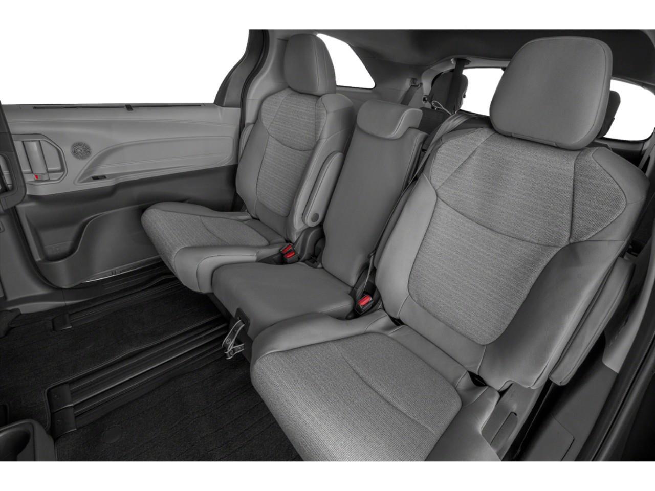 2021 Toyota Sienna LE 8-Passenger 4dr Front-Wheel Drive Passenger Van Photo