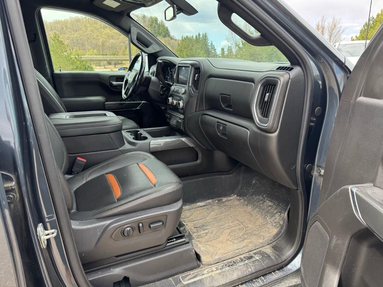 2019 GMC Sierra 1500 AT4Trailer Brake Controller   Heated + Vented Seat Photo