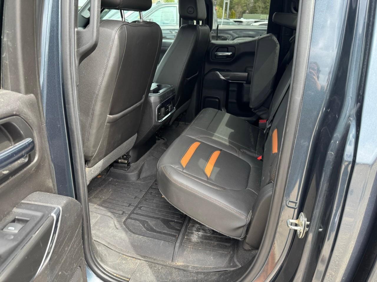 2019 GMC Sierra 1500 AT4Trailer Brake Controller   Heated + Vented Seat Photo