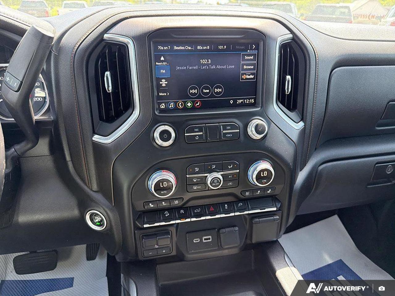 2019 GMC Sierra 1500 AT4Trailer Brake Controller   Heated + Vented Seat Photo