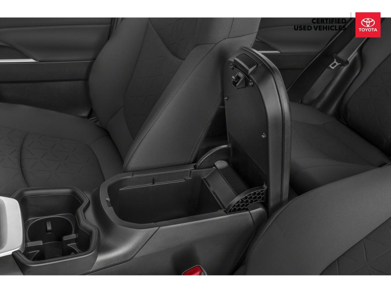 2023 Toyota RAV4 Hybrid XLE 4dr All-Wheel Drive Photo