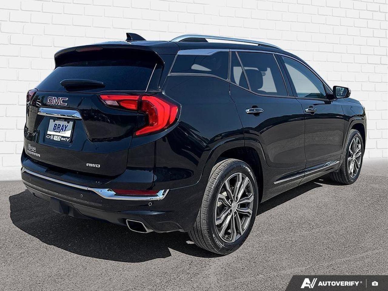 2019 GMC Terrain Denali WIRELESS CHARGING. SUNROOF. BOSE AUDIO SYST Photo