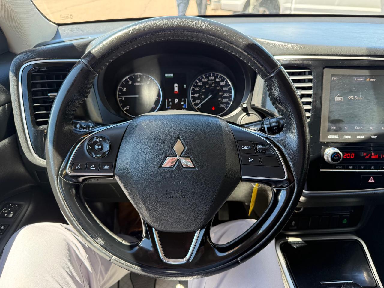 2020 Mitsubishi Outlander ES 4dr S-AWC Photo