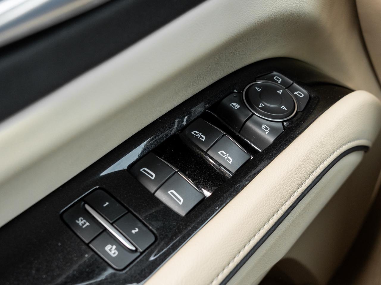2023 Cadillac Escalade Premium Luxury All-Wheel Drive Photo