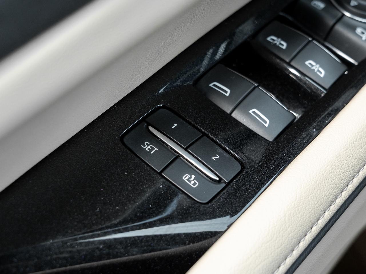 2023 Cadillac Escalade Premium Luxury All-Wheel Drive Photo