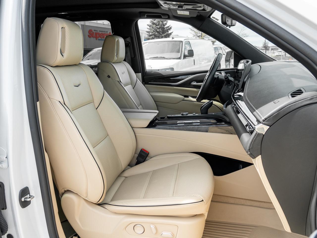 2023 Cadillac Escalade Premium Luxury All-Wheel Drive Photo