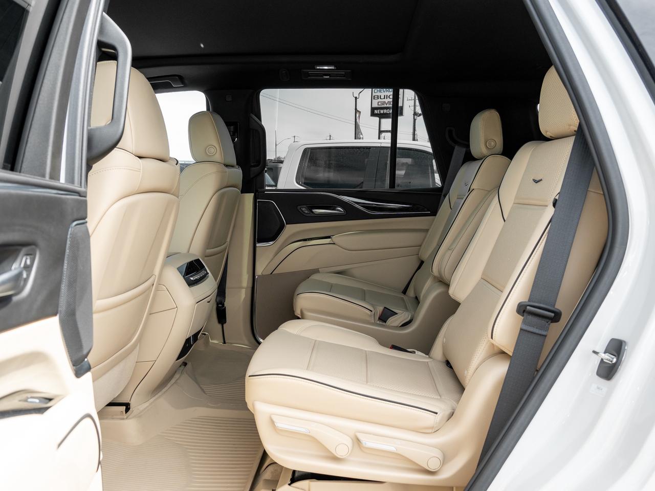 2023 Cadillac Escalade Premium Luxury All-Wheel Drive Photo