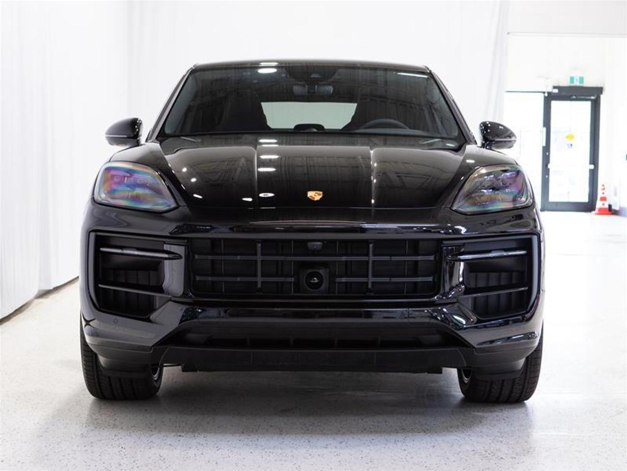 2026 Porsche Cayenne S Coupe AWD Photo