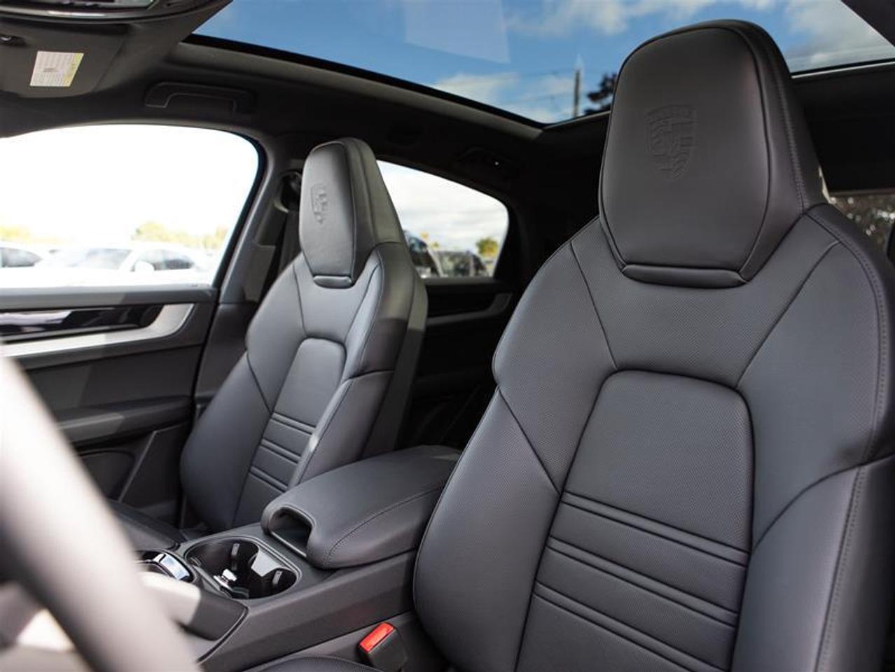 2026 Porsche Cayenne S Coupe AWD Photo