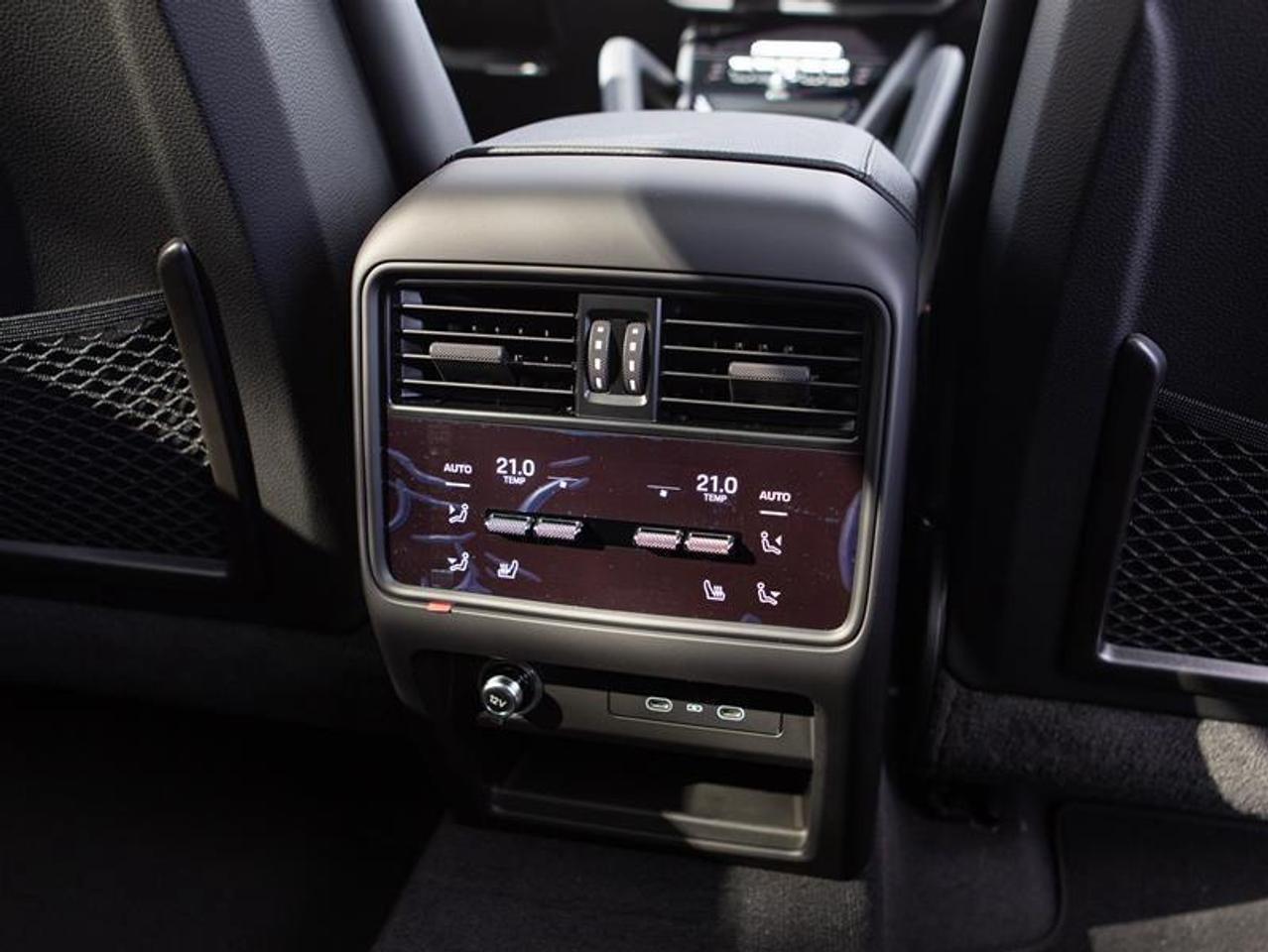2026 Porsche Cayenne S Coupe AWD Photo
