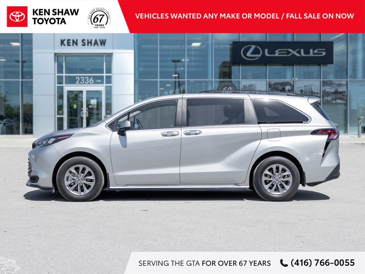 2025 Toyota Sienna XLE 8-Passenger 4dr Front-Wheel Drive Passenger Van Photo