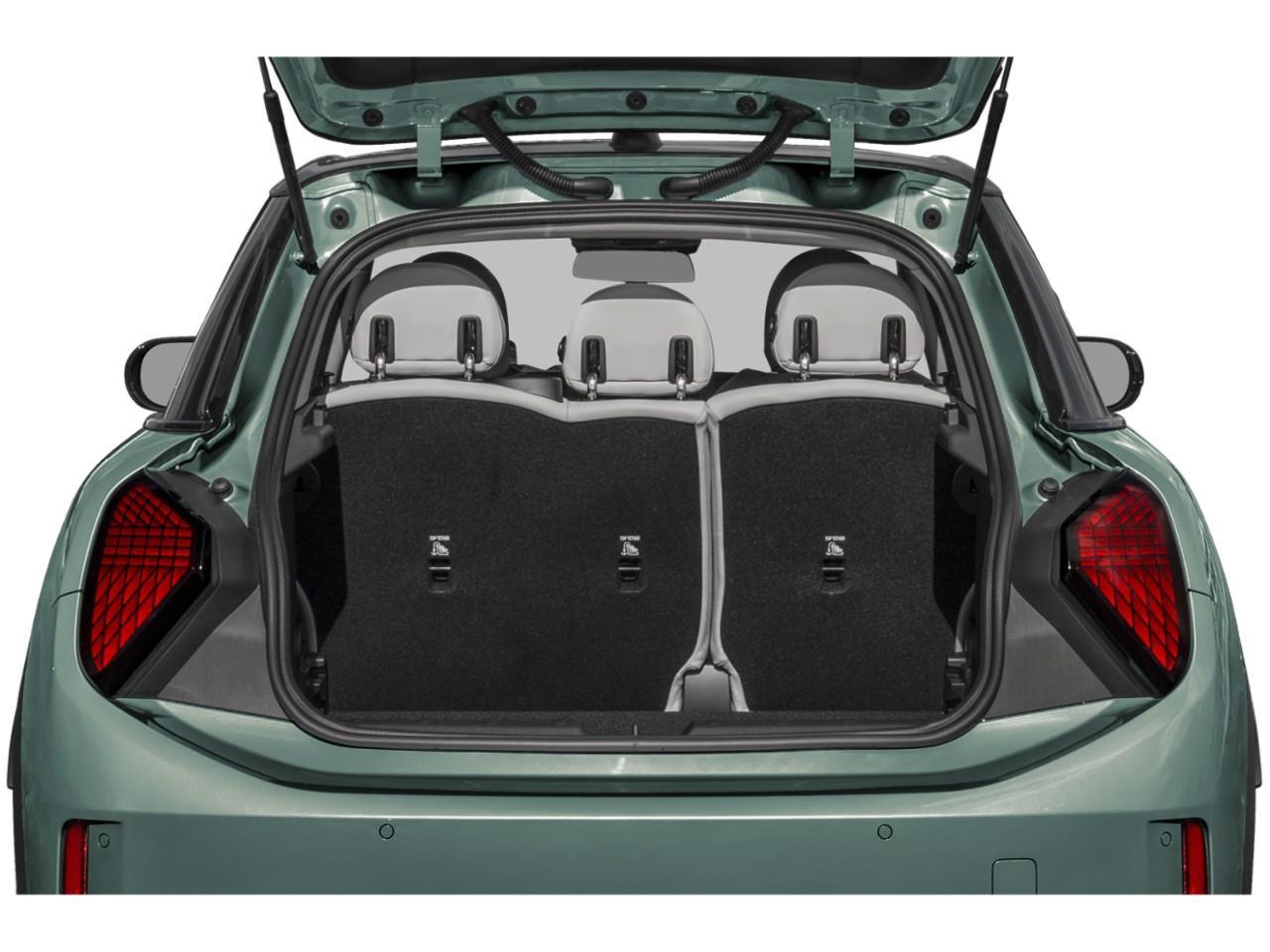 2026 MINI 5 Door Cooper C 4dr Hatchback Photo